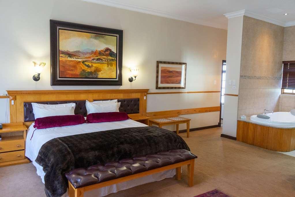 Turnberry Boutique Hotel Оудсхорн Номер фото