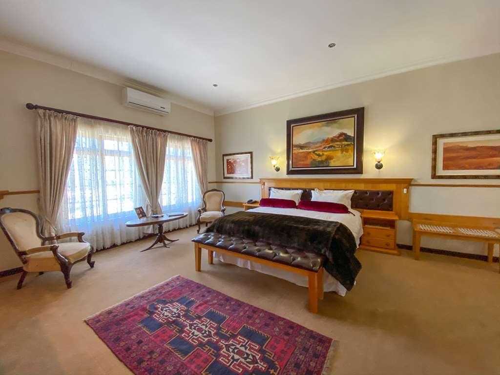 Turnberry Boutique Hotel Оудсхорн Номер фото