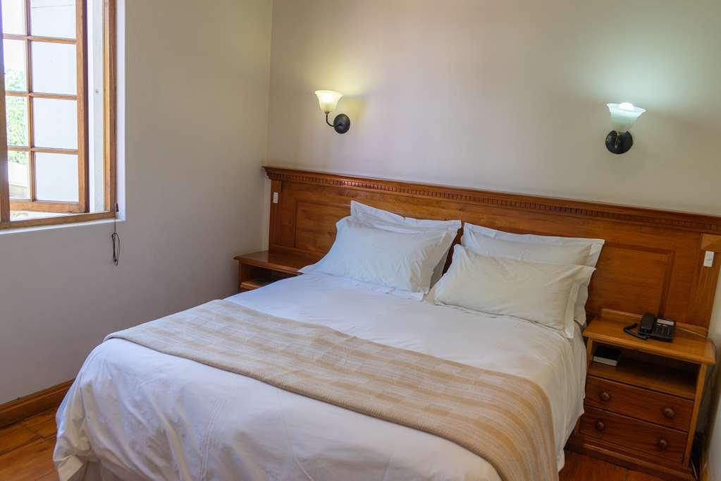 Turnberry Boutique Hotel Оудсхорн Номер фото
